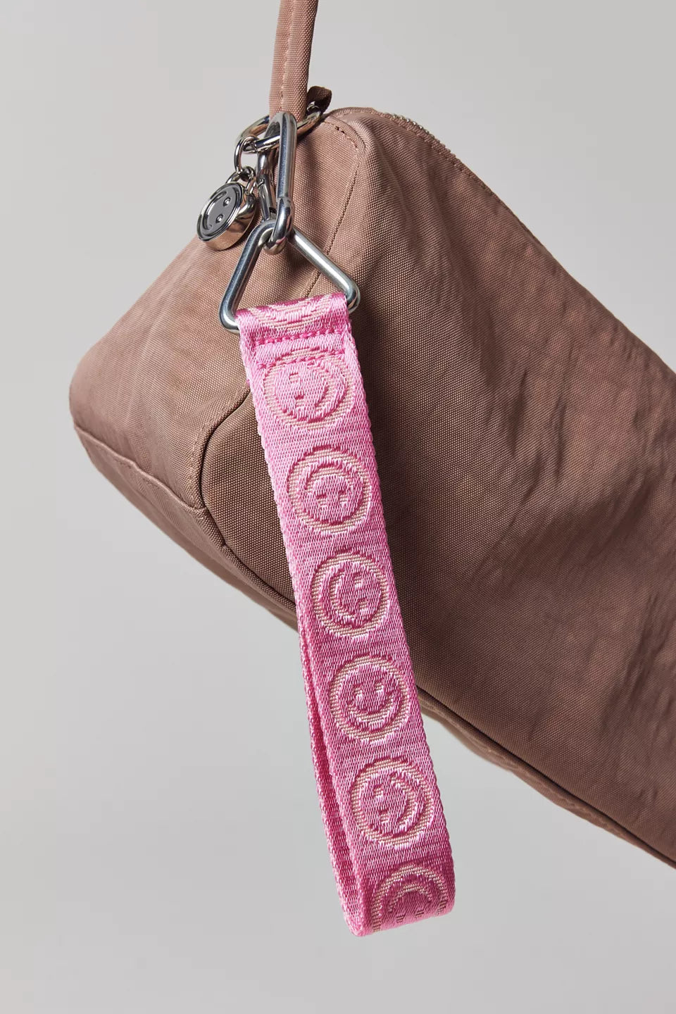 BAGGU UO Exclusive Logo Keychain